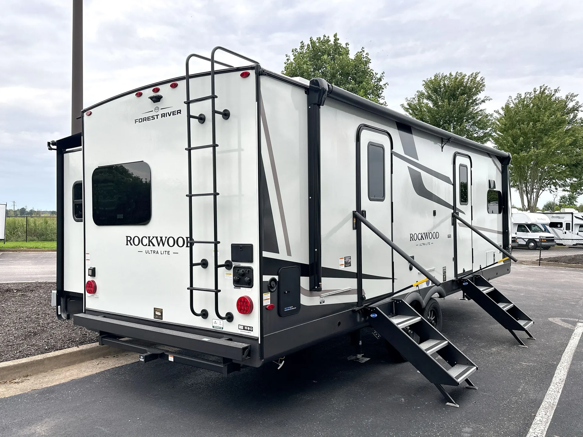 2027 Forest River Rockwood Ultra Lite 2608BS — campside