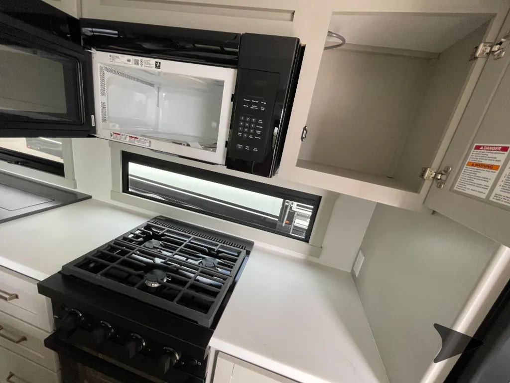 2026 Brinkley Model Z 3515, Photos photo 34