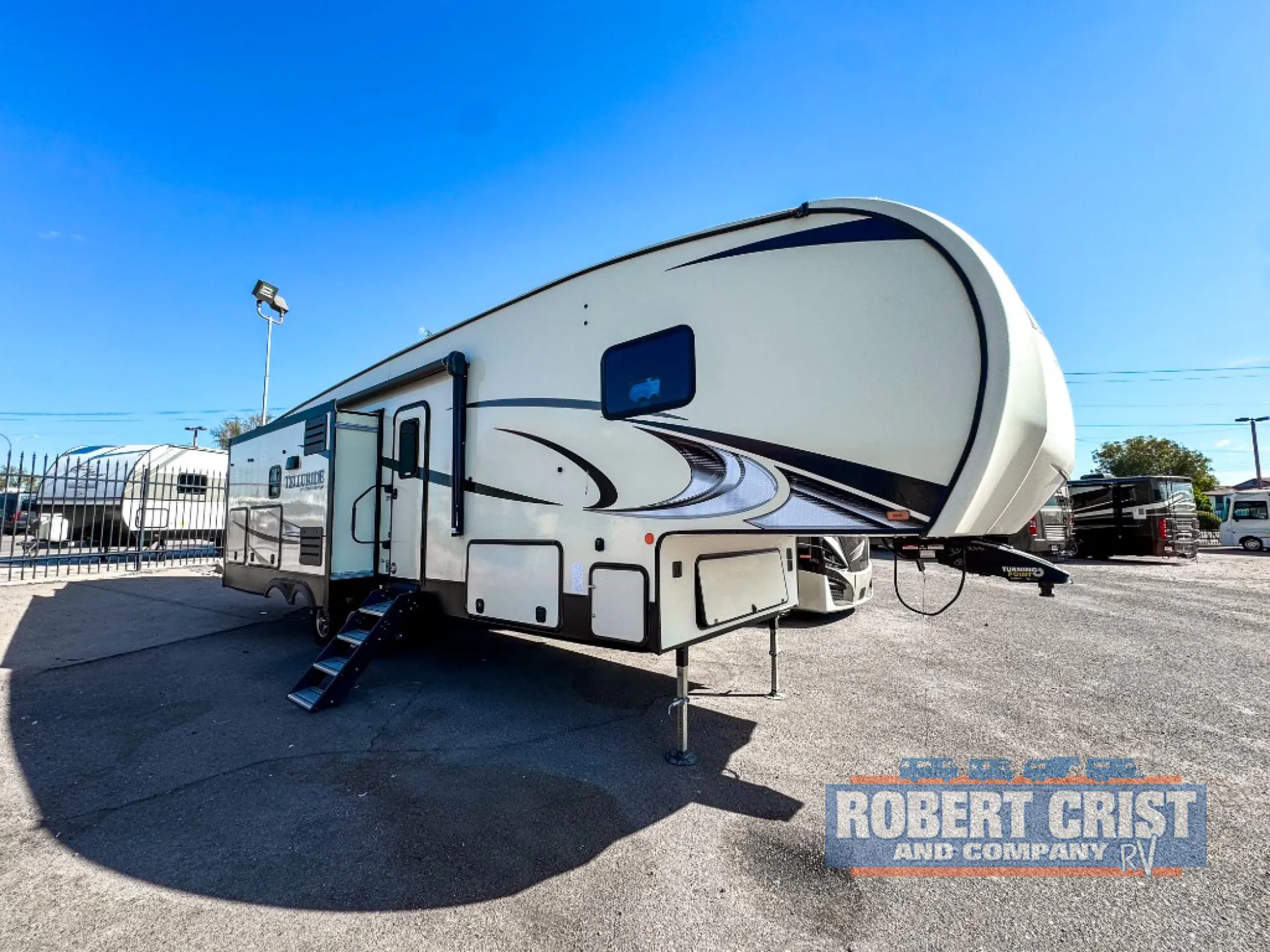 2021 Starcraft Telluride 334RLS - Photo 2