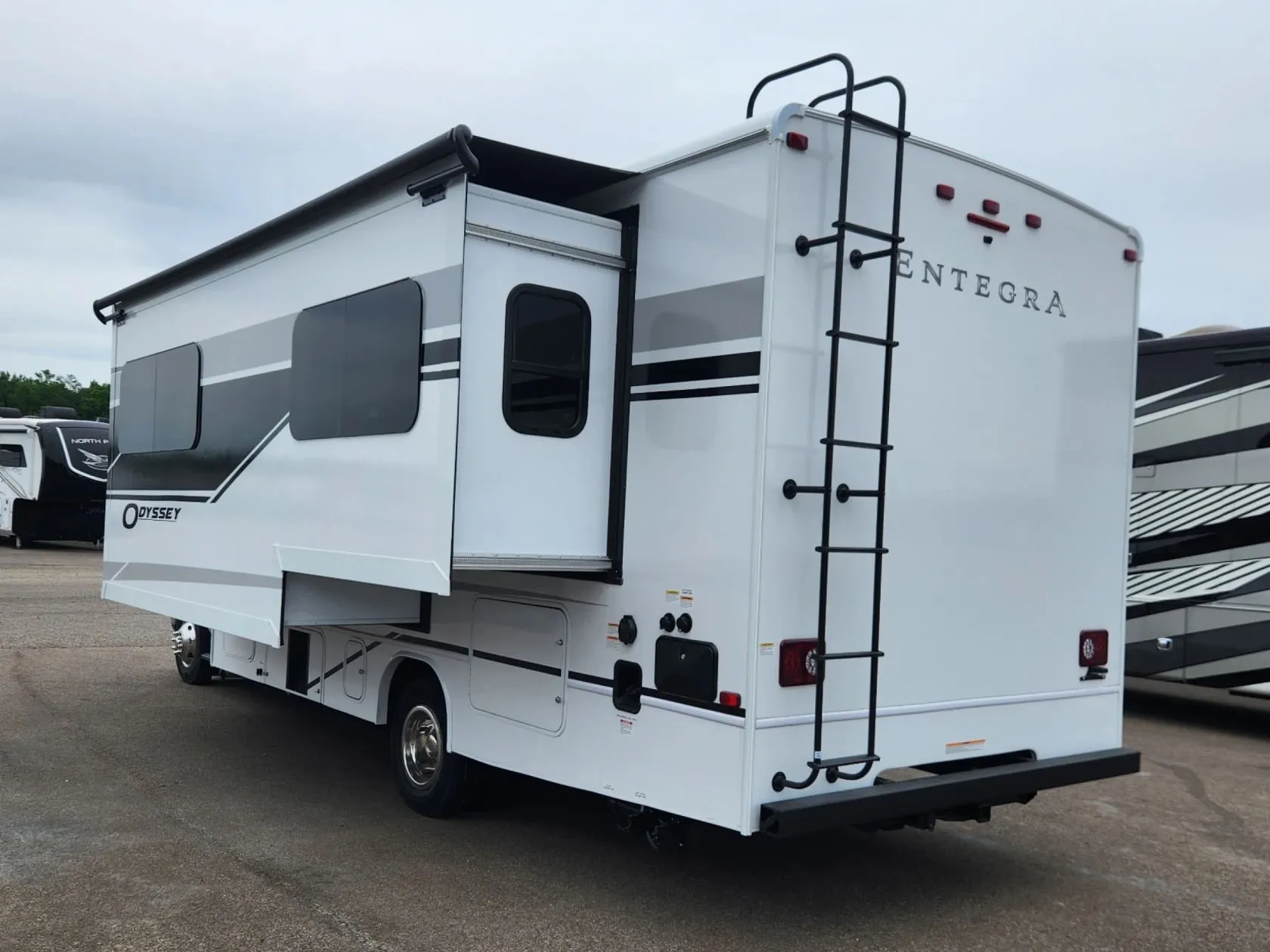 2027 Entegra Coach Odyssey 24B - Photo 4