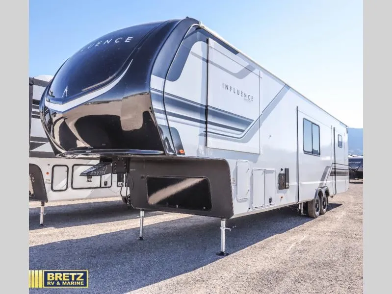2026 Grand Design Solitude 3904BH - Photo 3