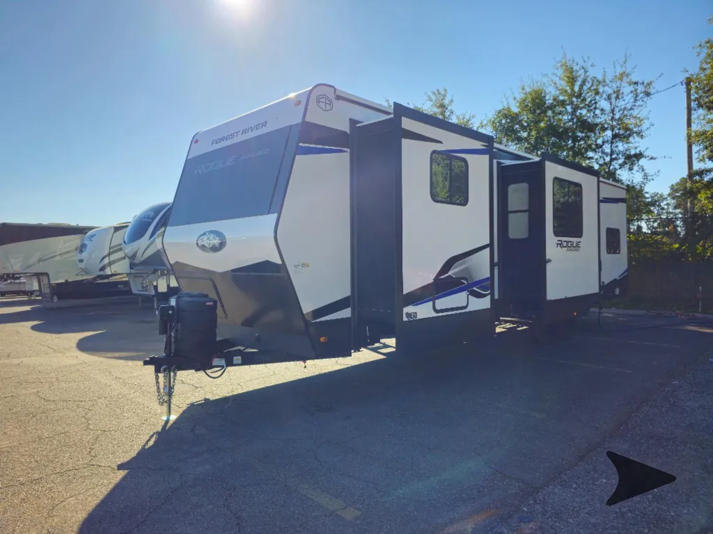 2026 Forest River Vengeance Rogue Armored 32L132, Photos photo 4