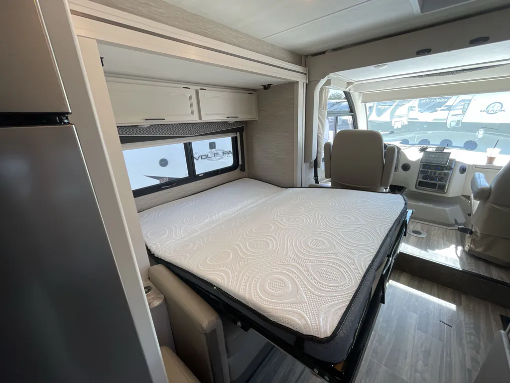 2023 Thor Motor Coach Vegas 24.3, Photos photo 16