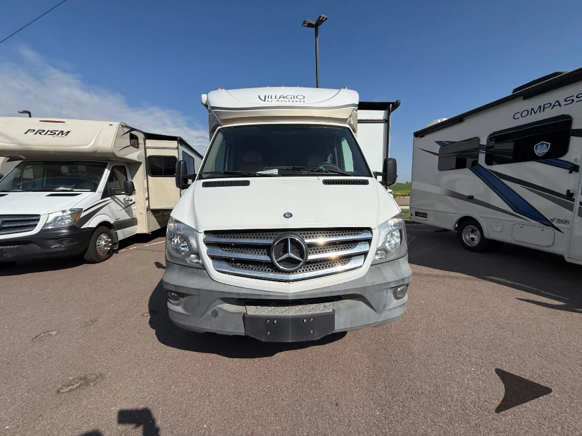 2016 Renegade RV Villagio 25MBS dealer photo 3 from Bish's RV