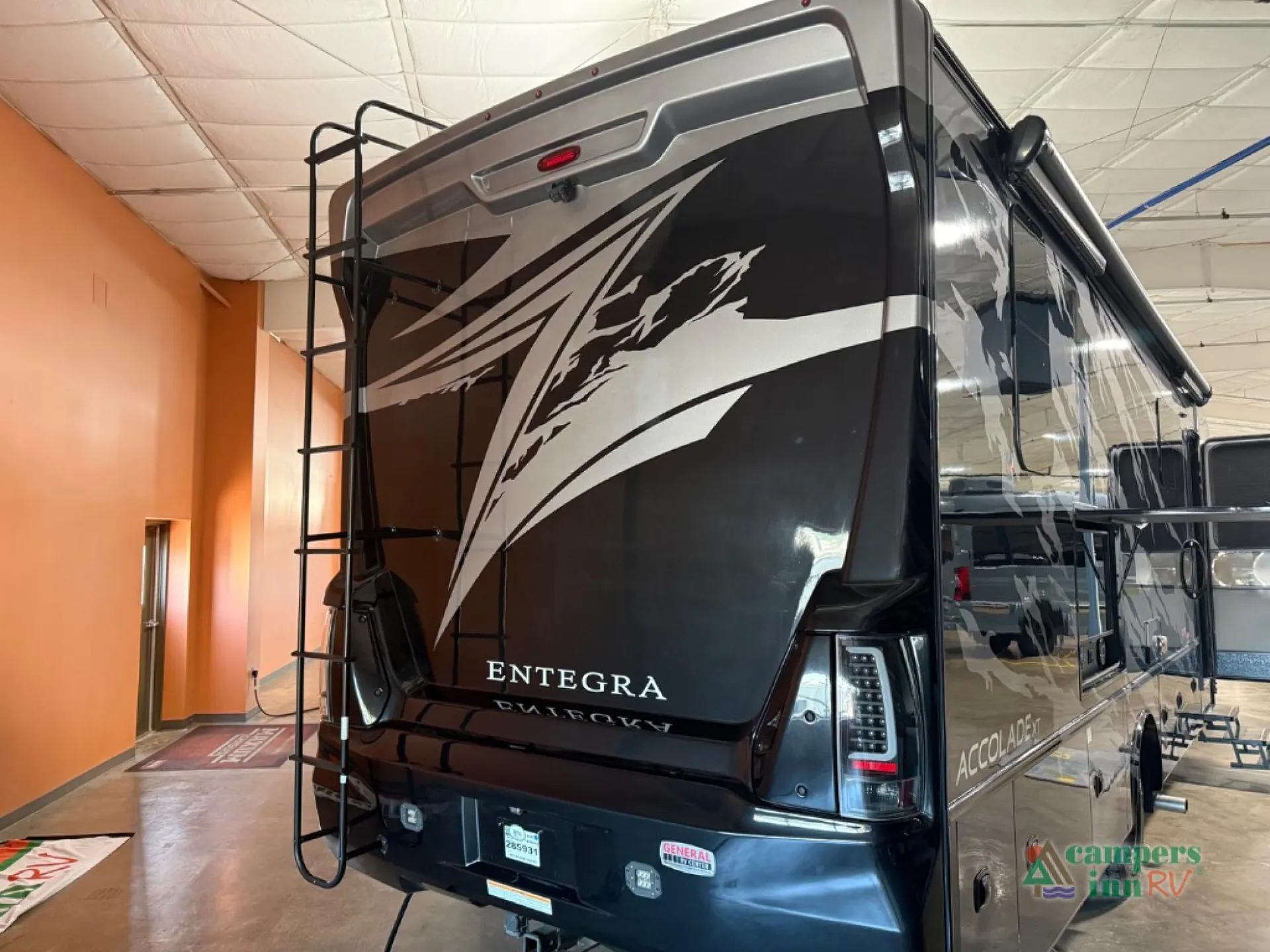 2023 Entegra Coach Accolade XT 32U - Photo 3