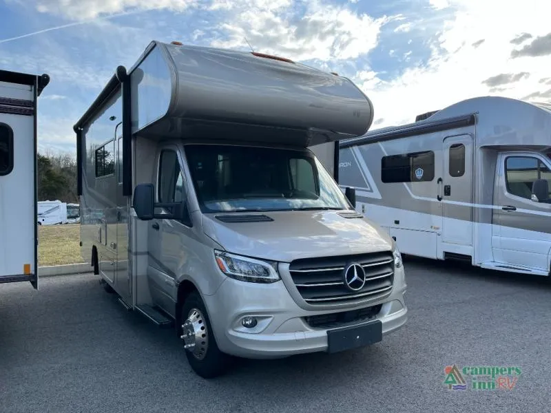 2025 Winnebago Vita 24P - Photo 4