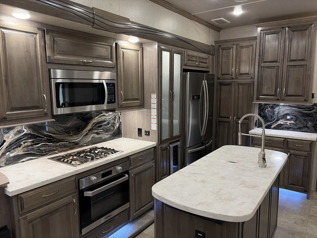 2020 Forest River Cedar Creek Champagne Edition 38EL, Photos photo 13