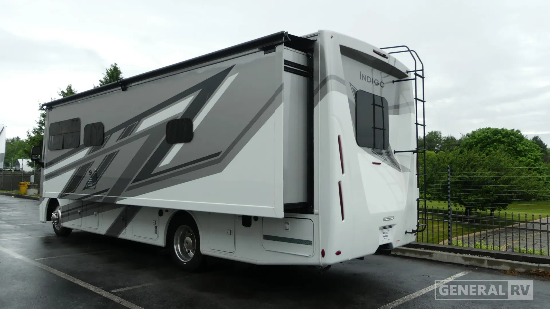2026 Thor Motor Coach Indigo MM30 - Photo 4