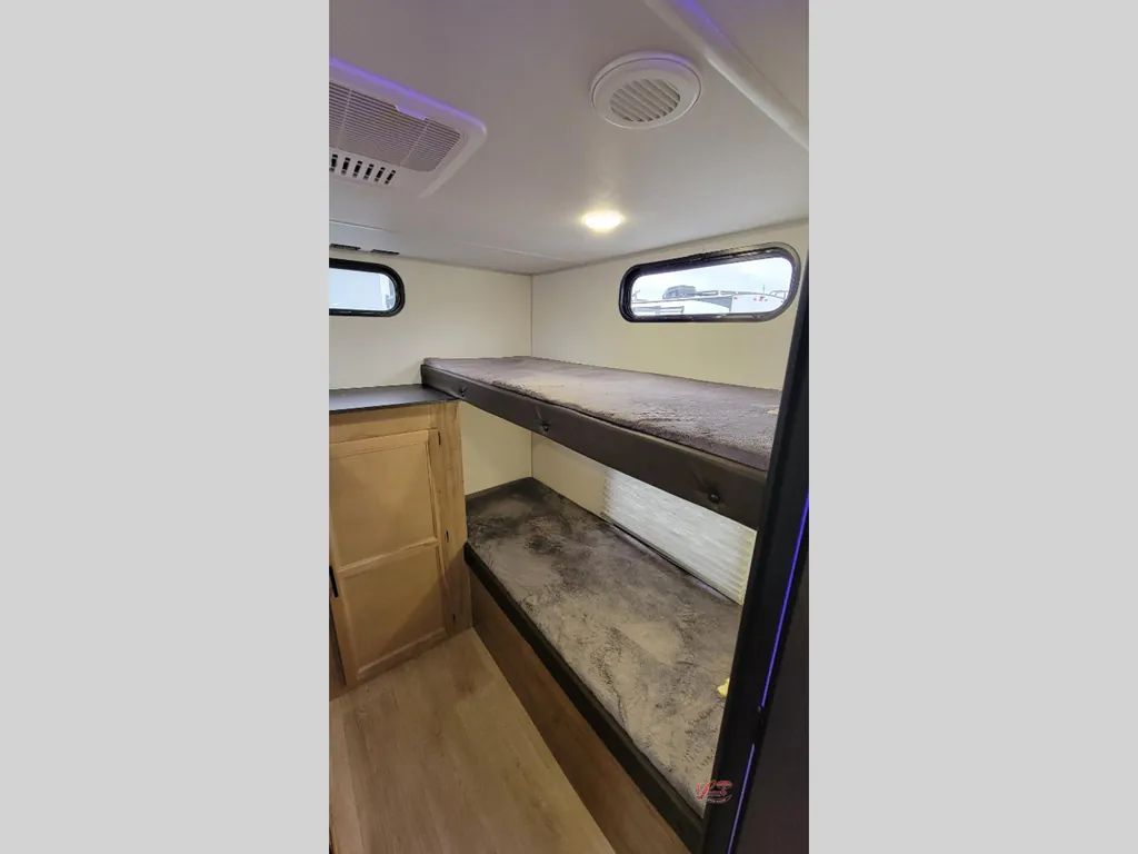 2025 Forest River Cherokee Grey Wolf 29TE, Photos photo 13