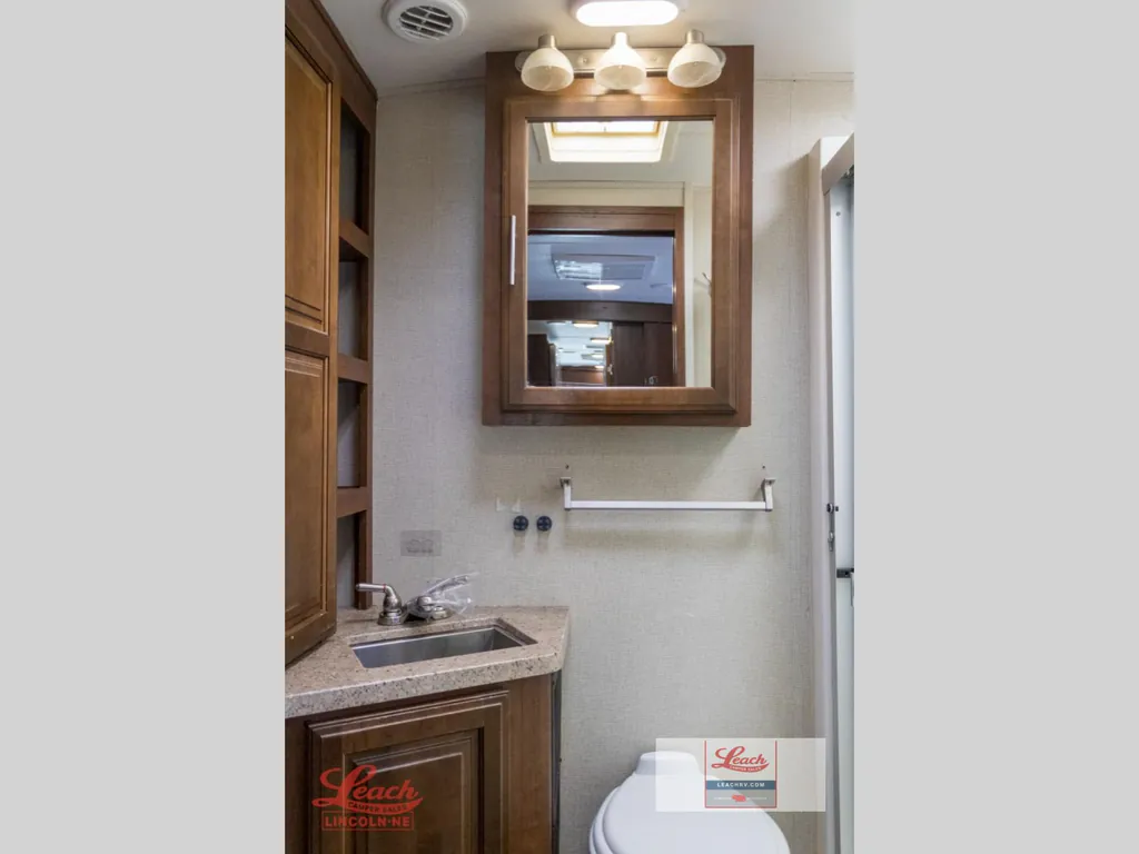 2018 Forest River Georgetown 5 Series GT5 36B5, Photos photo 31