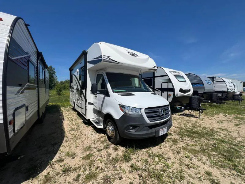 2021 Jayco Melbourne Prestige 24TP dealer photo 1 from Kunes RV