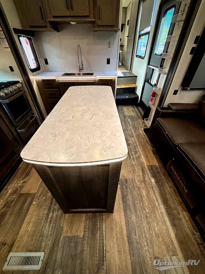 2019 Keystone Raptor 415, Photos photo 13