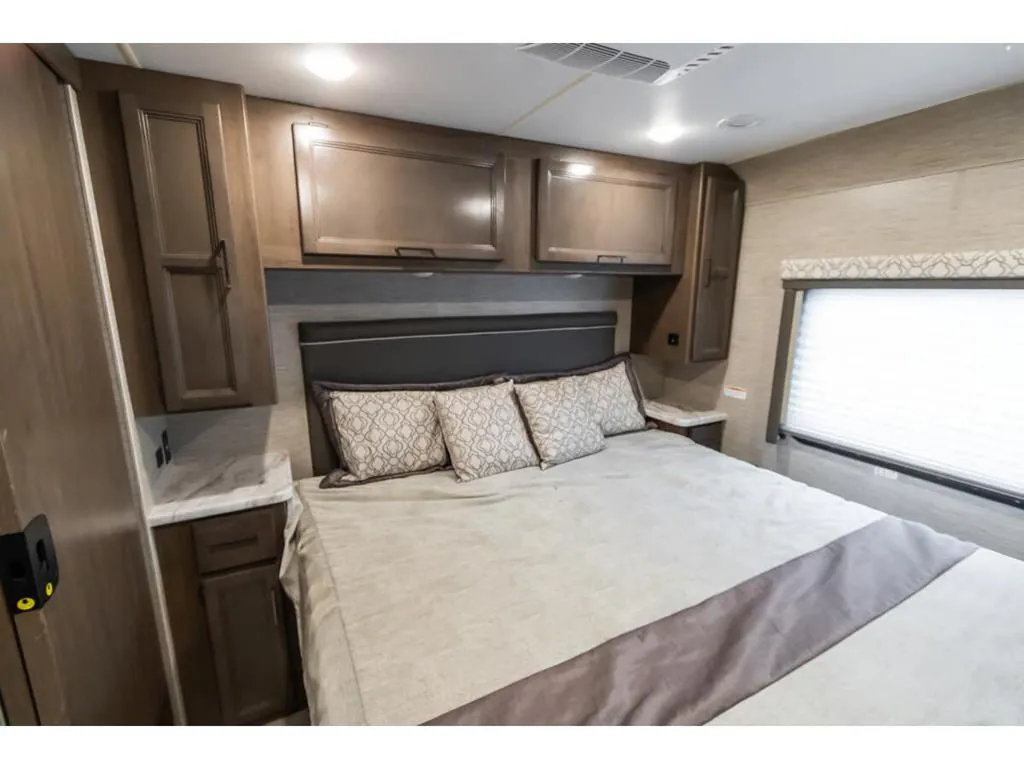 2022 Thor Motor Coach Freedom Traveler A29, Photos photo 14