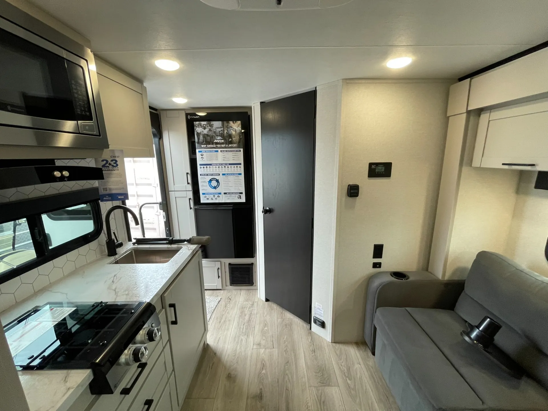 2026 Jayco Jay Feather Air 16FBS - Photo 3
