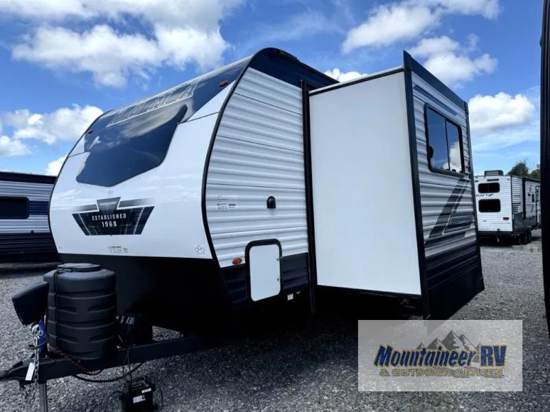2024 Palomino Puma 22FKQ - Photo 4