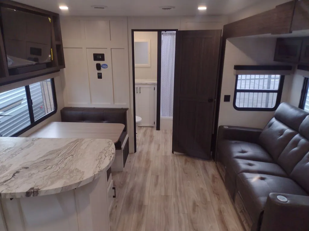 2026 Venture RV SportTrek ST271VRB - Photo 4
