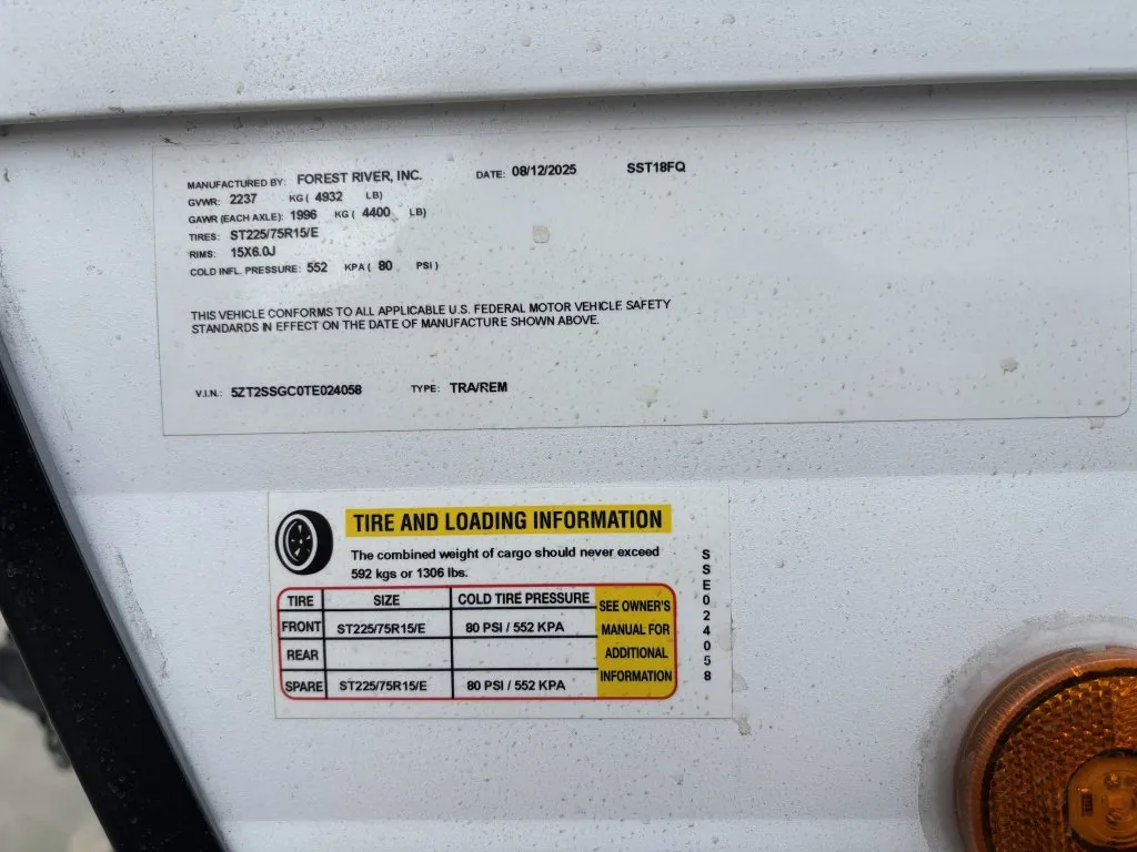 2026 Forest River Oasis 18FQ Travel Trailer - Photo 3
