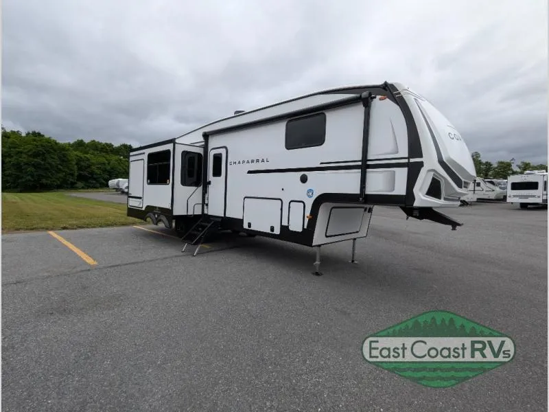 2027 Coachmen Chaparral 298RLS - Photo 2