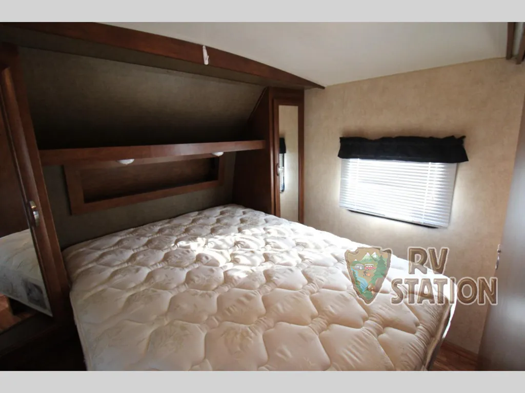2015 Forest River Vibe 236RBS, Photos photo 10