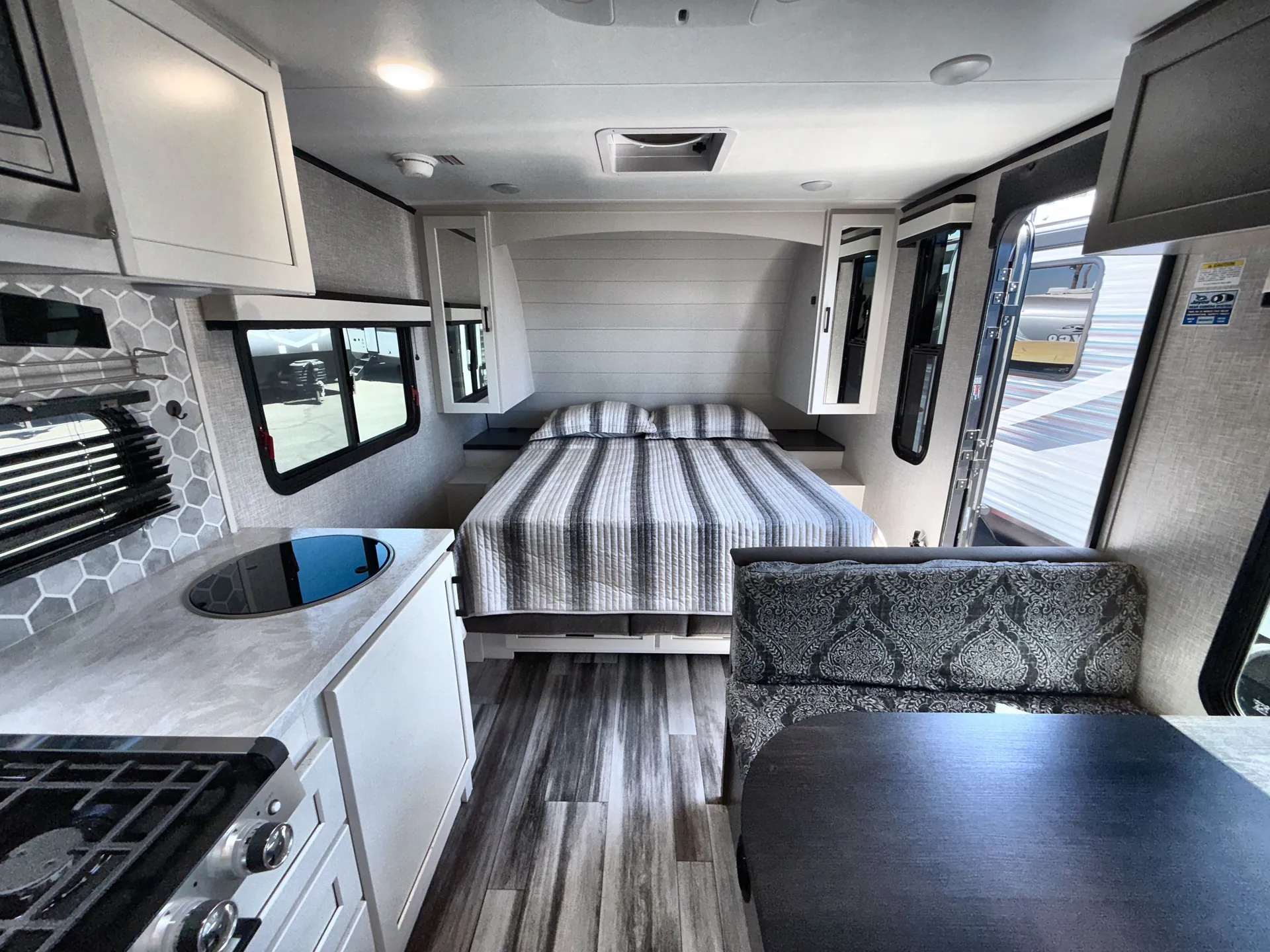 2025 Jayco Jay Feather Air 15MRB - Photo 4