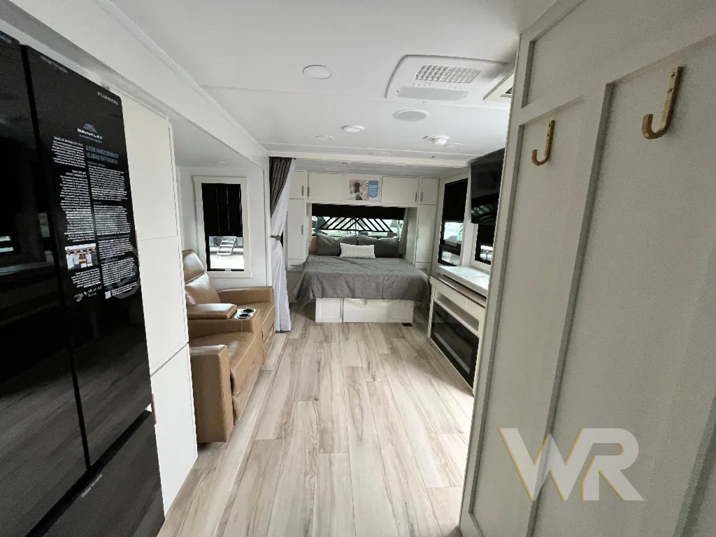2026 Brinkley Model I 235, Photos photo 28