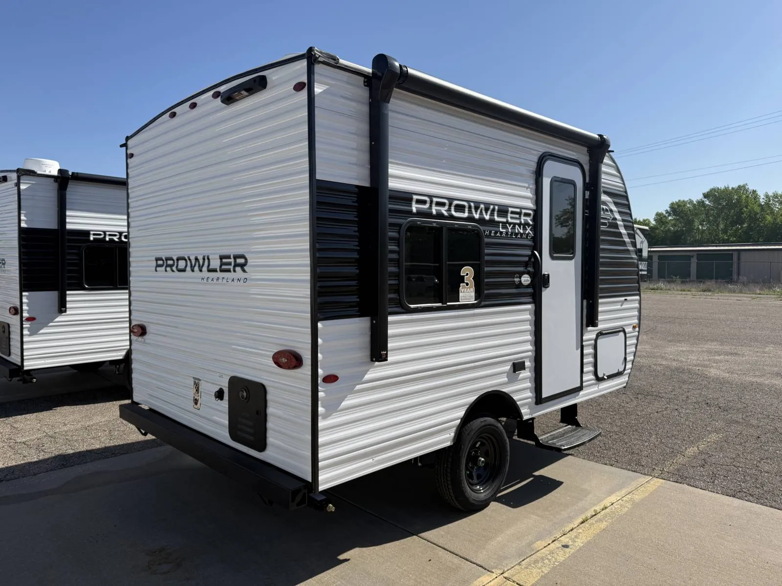 2026 Heartland Prowler 300BH - Photo 3