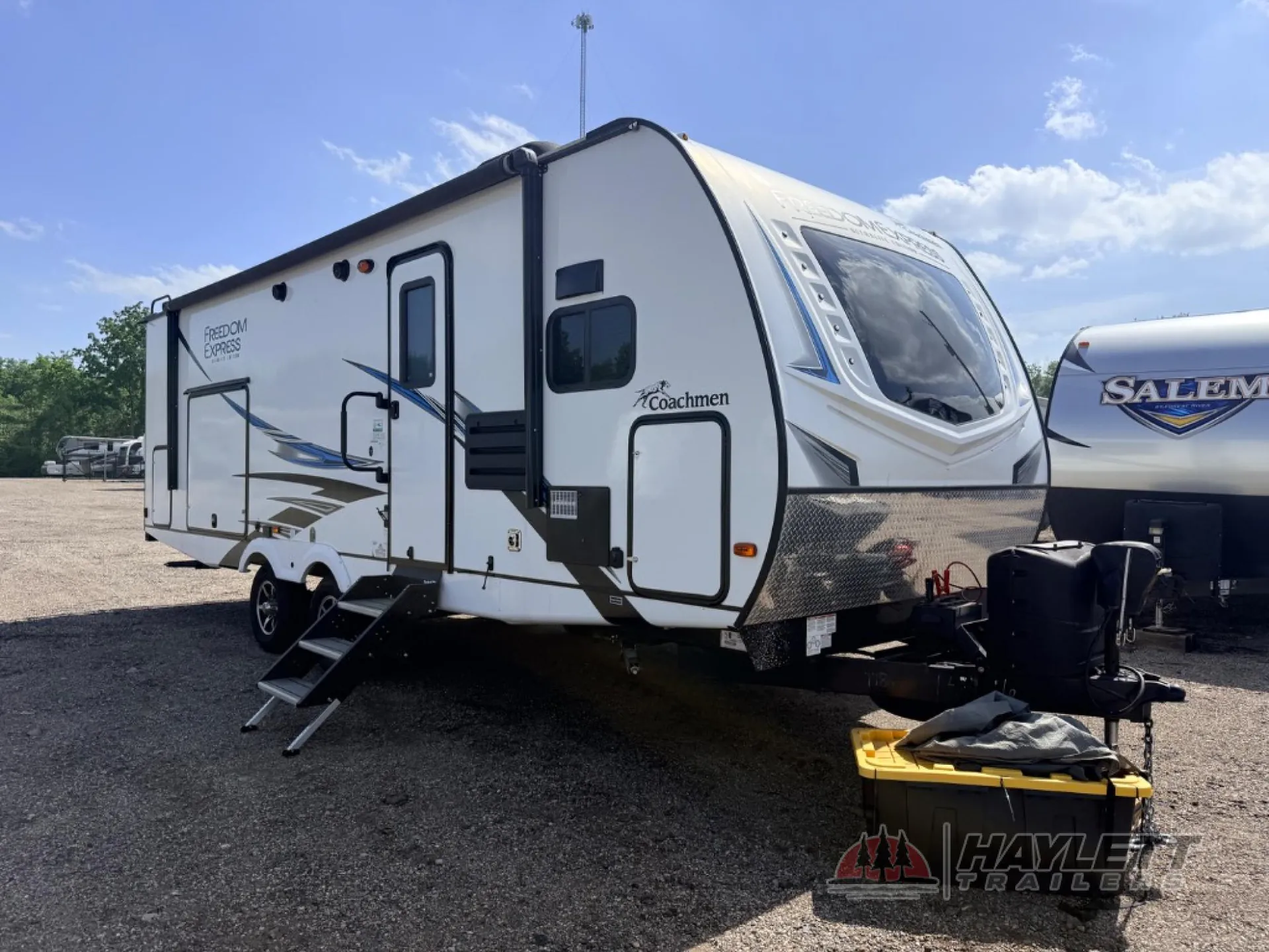 2021 Coachmen Freedom Express Ultra Lite 259FKDS - Photo 2
