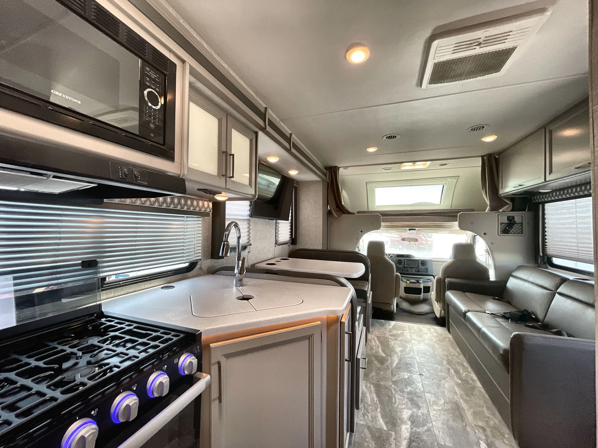 2023 Thor Motor Coach Quantum LC28 — living area main
