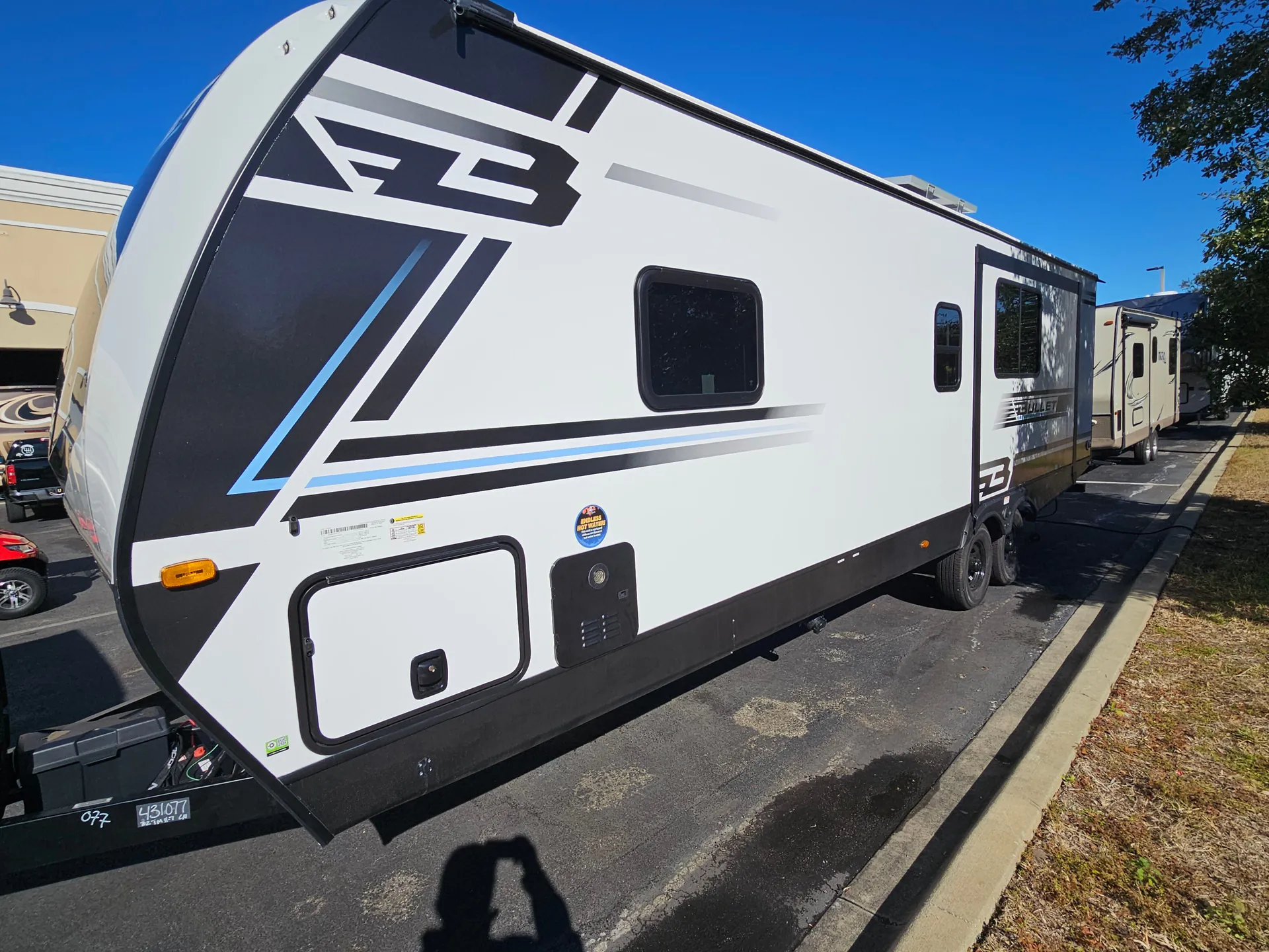 2025 Keystone Bullet Crossfire 270RKS - Photo 3
