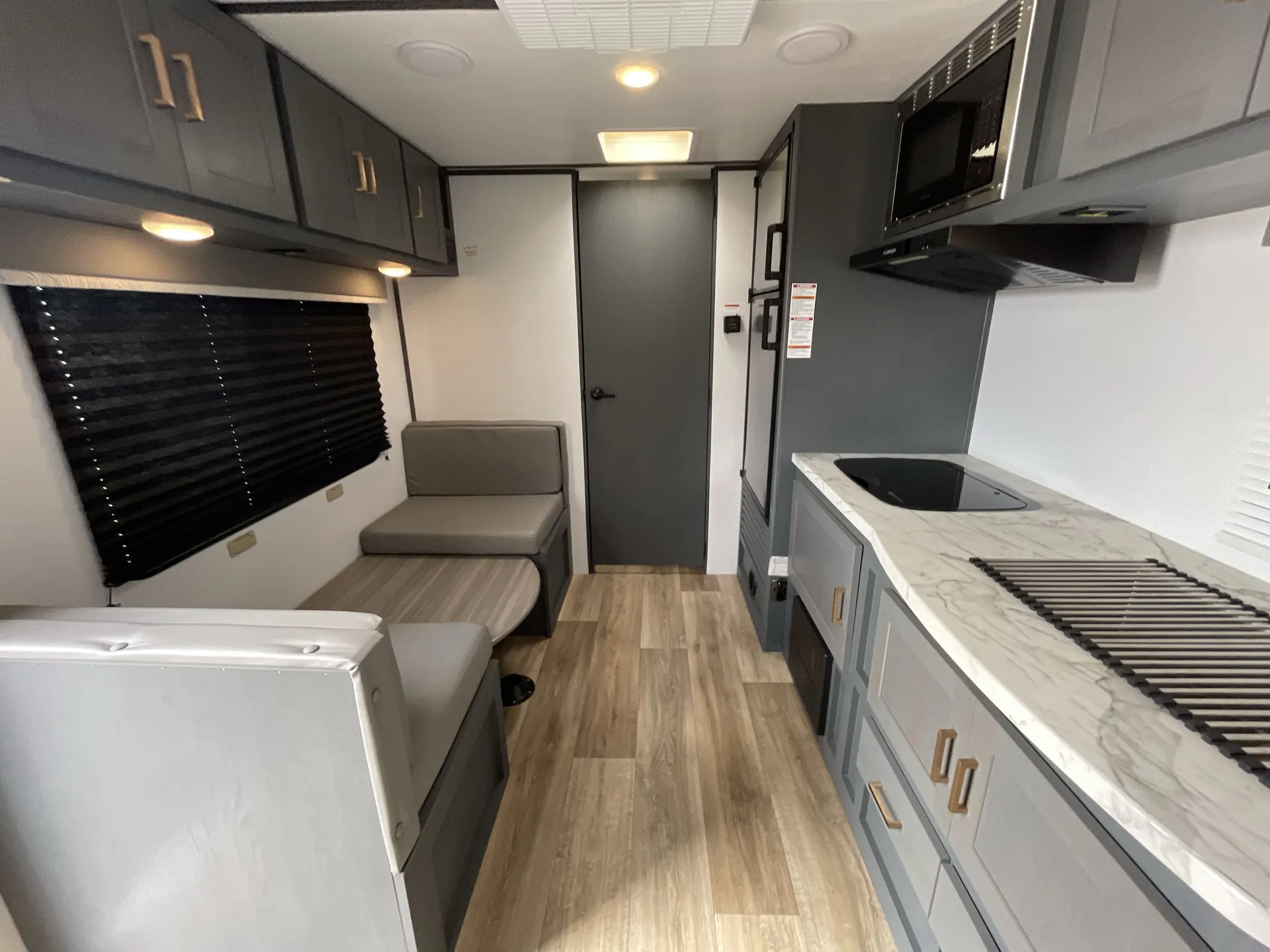 2022 Keystone Bullet Crossfire 1800RB — living area main