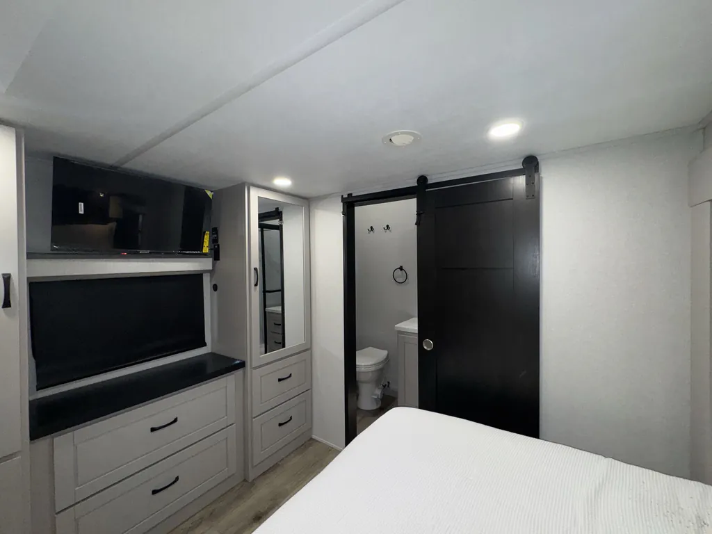 2026 Jayco North Point 395DSDB, Photos photo 29