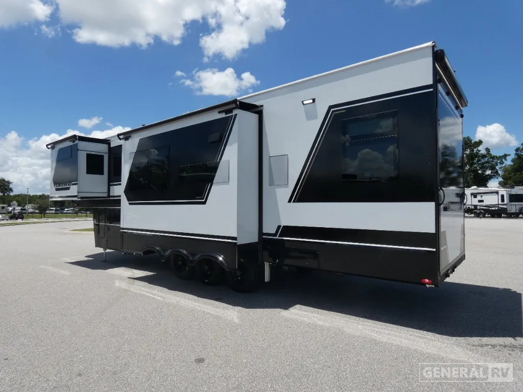 2026 Brinkley Model G 3250 - Photo 4