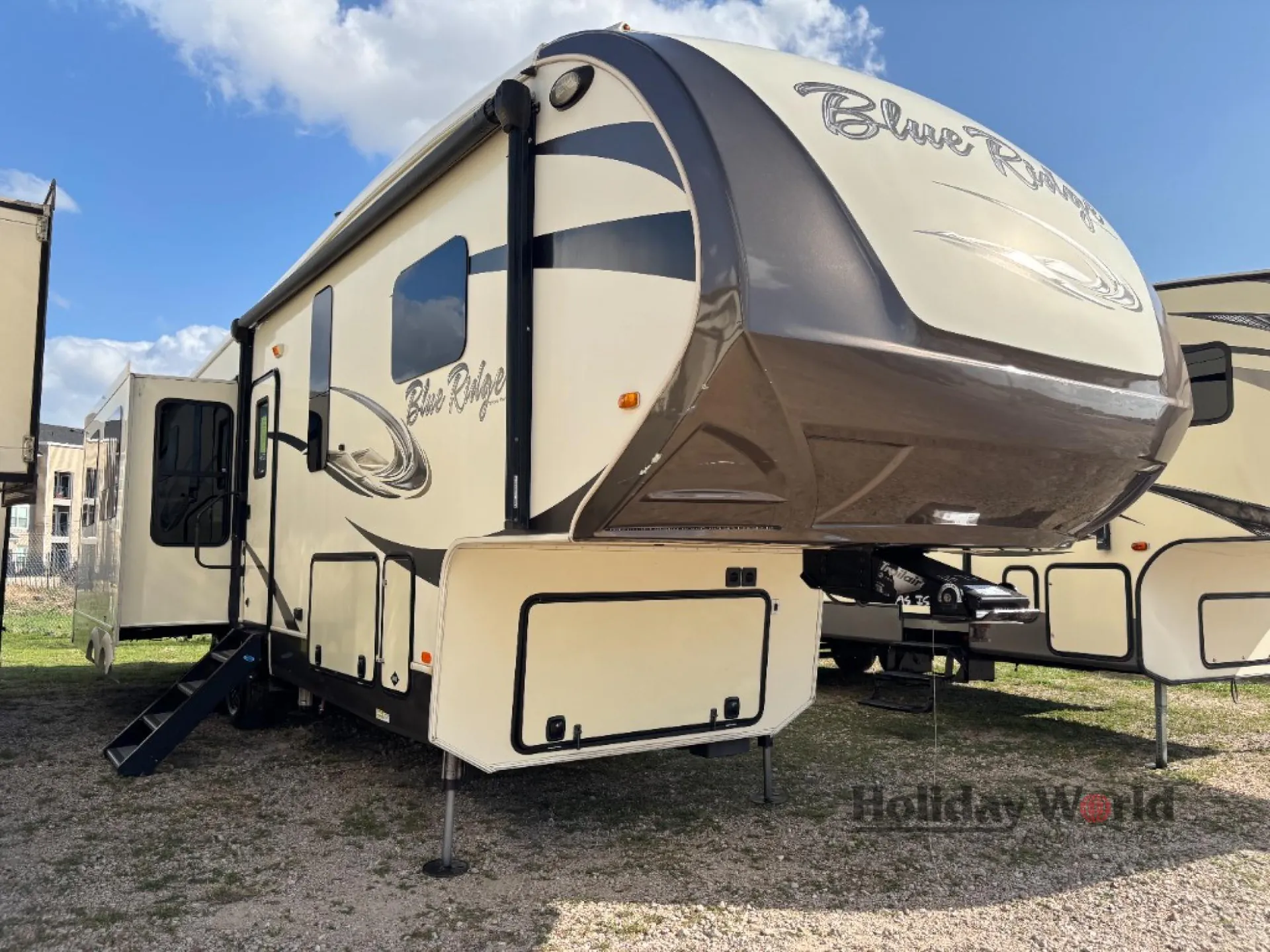 2016 Forest River Blue Ridge 3045RL - Photo 2