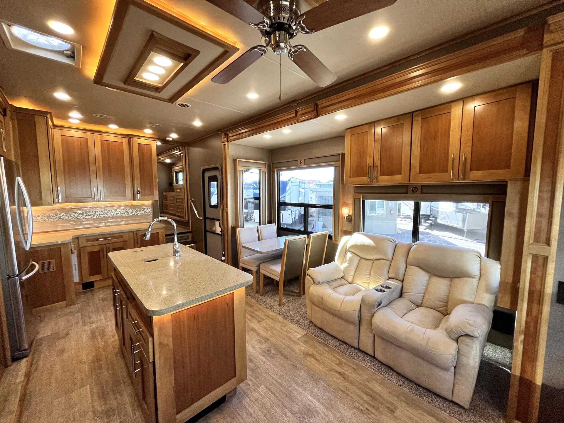 2018 Vanleigh Vilano 370GB - Photo 4