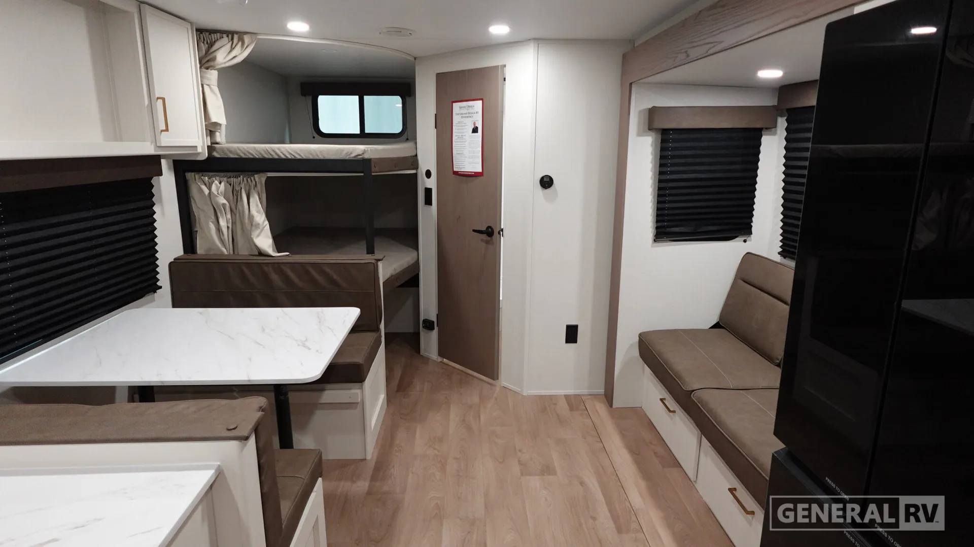 2027 Grand Design Transcend Xplor 26BHX - Photo 3