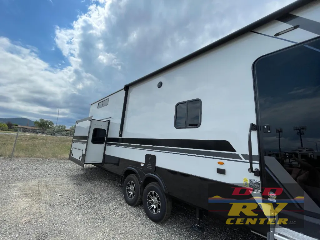 2026 Keystone Montana High Country 377FL, Photos photo 27