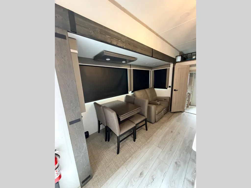 2024 Keystone Montana High Country 381TB, Photos photo 3