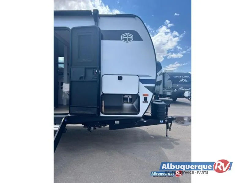 2026 Forest River Grand Surveyor 253RLS - Photo 4