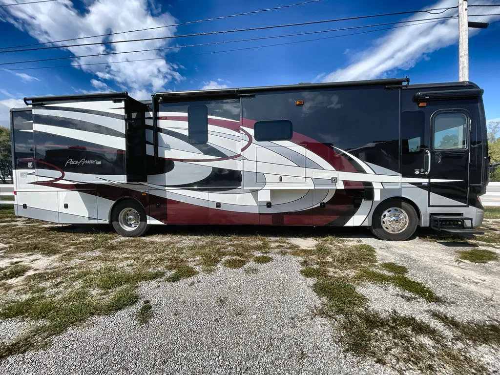 2019 Fleetwood Pace Arrow 38N, Photos photo 2
