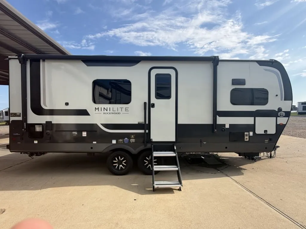 2027 Forest River Rockwood Lite 2608BS - Photo 4