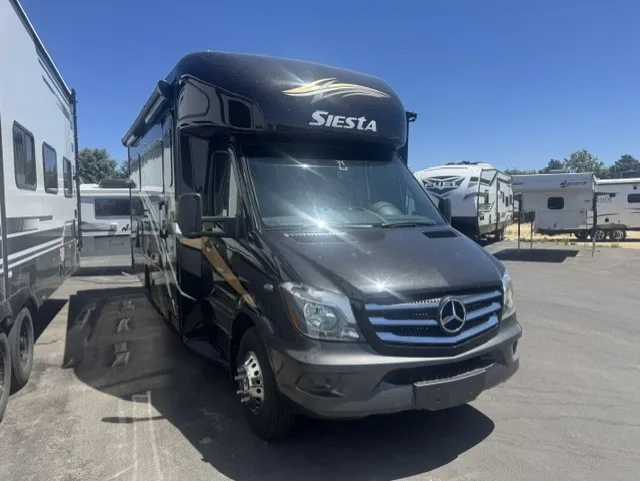 2017 Thor Motor Coach SIESTA SJ24 - Photo 2