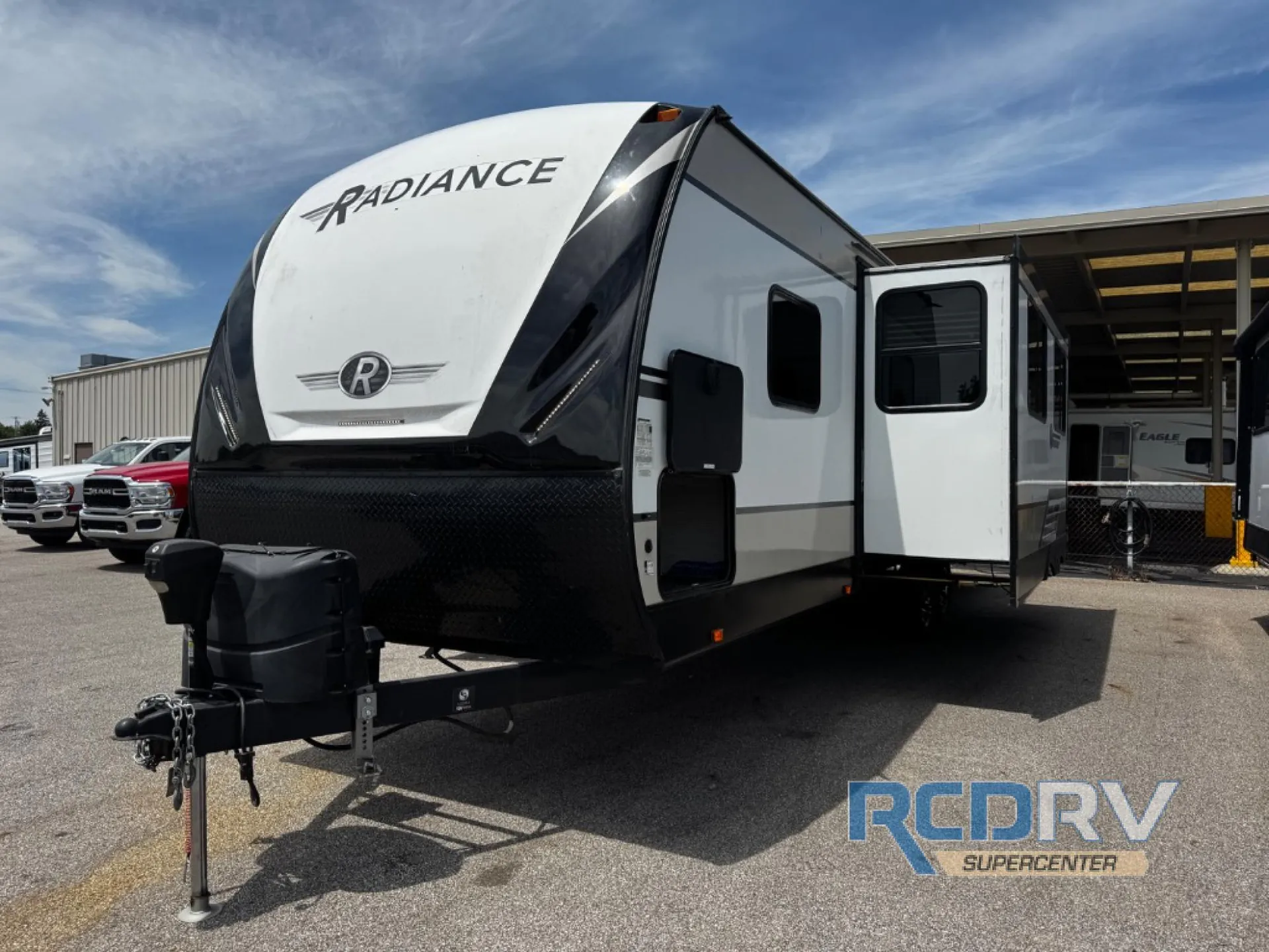 2021 Cruiser RV Radiance 26BH - Photo 3