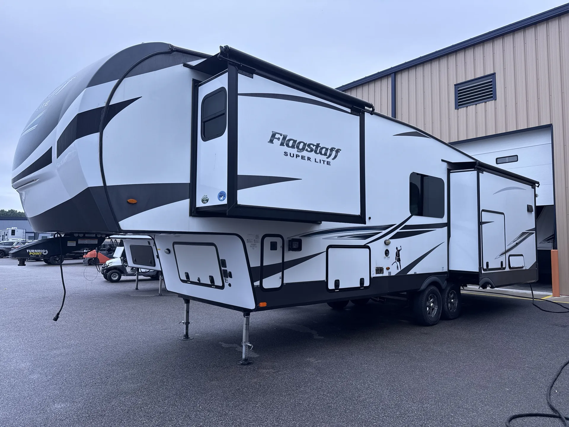 2022 Forest River Flagstaff Super Lite 529RKB — off campside