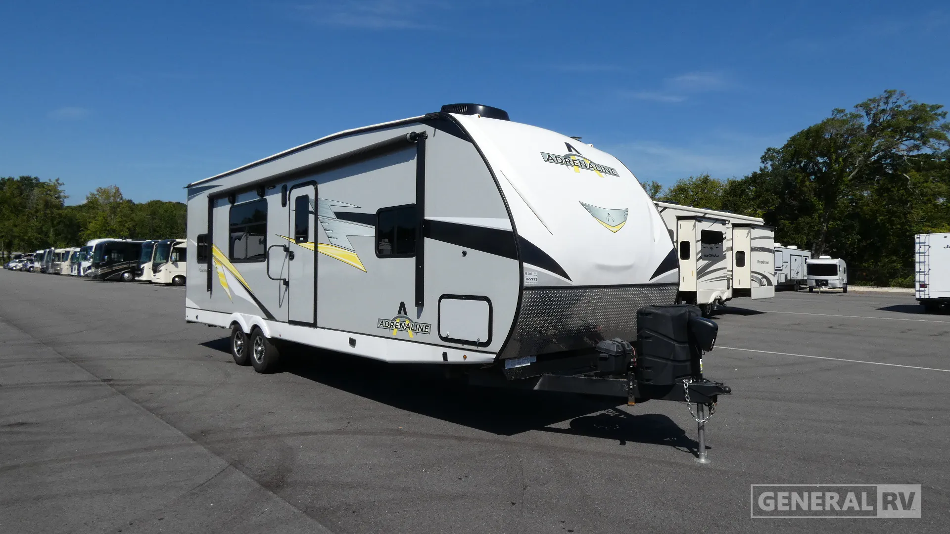 2022 Coachmen Adrenaline 27KB - Photo 2