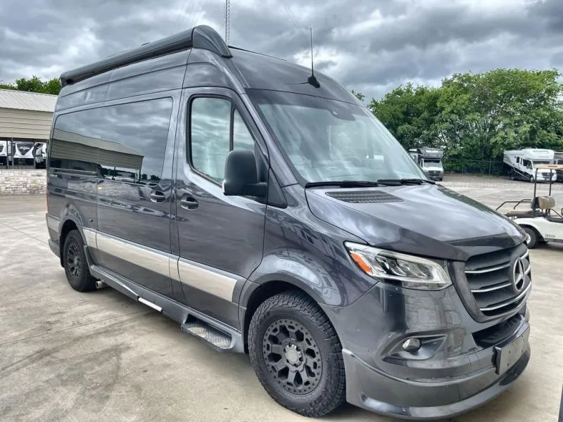 2024 Grech RV Turismo-ion Used    TOUR-ION - Main photo