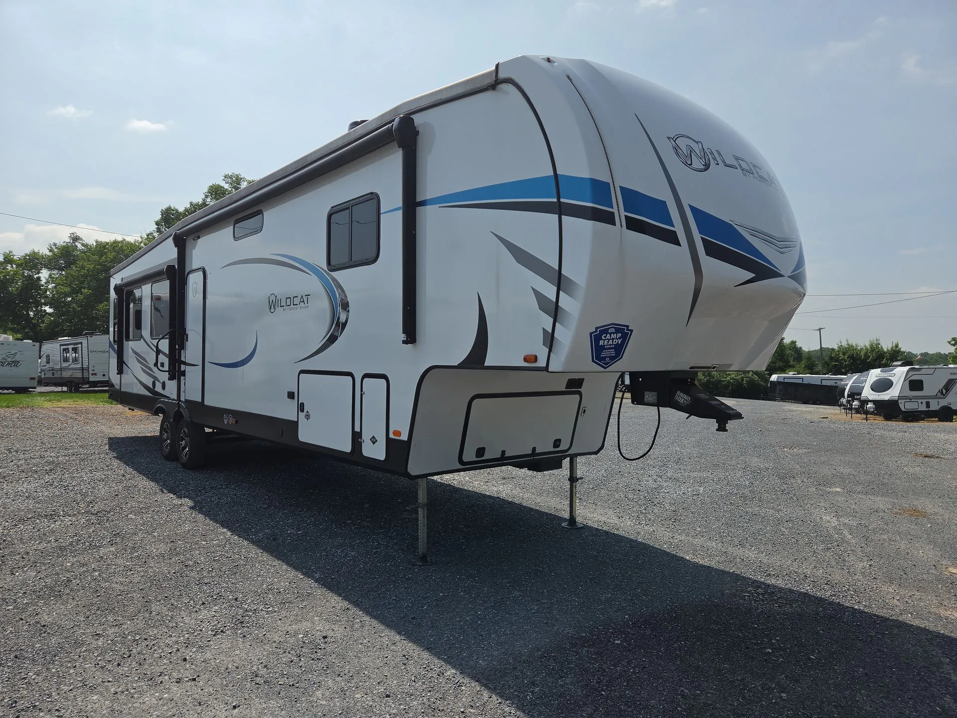 2022 Forest River Wildcat 369MBL - Photo 3
