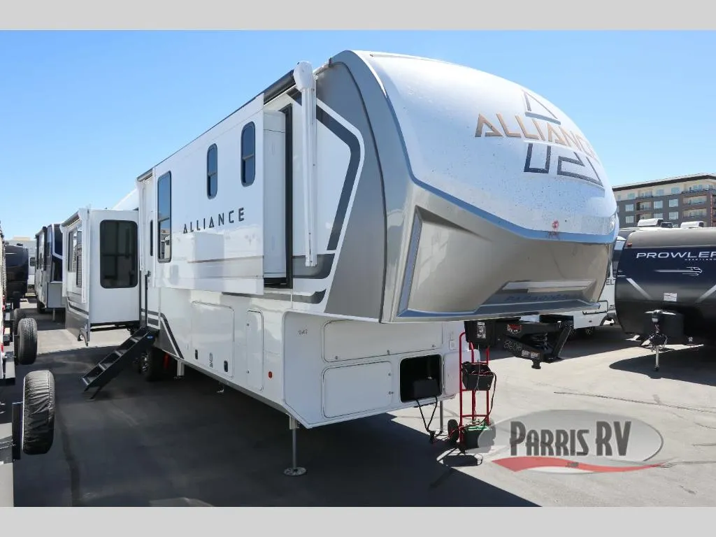 2027 Alliance RV Paradigm 370FB - Photo 2