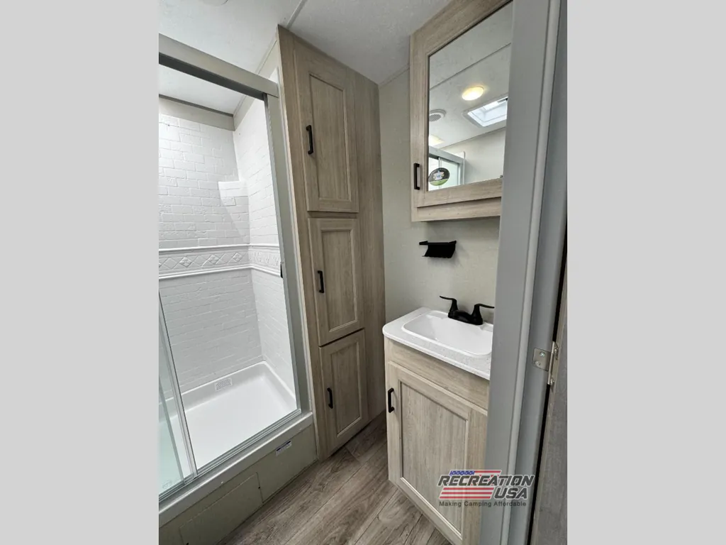 2026 Coachmen Catalina Legacy Edition 283RNR, Photos photo 33