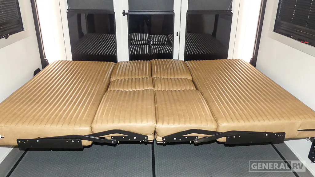 2025 Brinkley Model G 4000, Photos photo 43