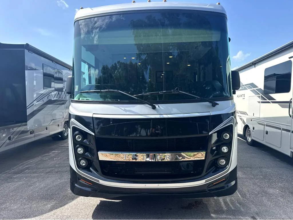 2024 Entegra Coach Vision XL 36A - Photo 3
